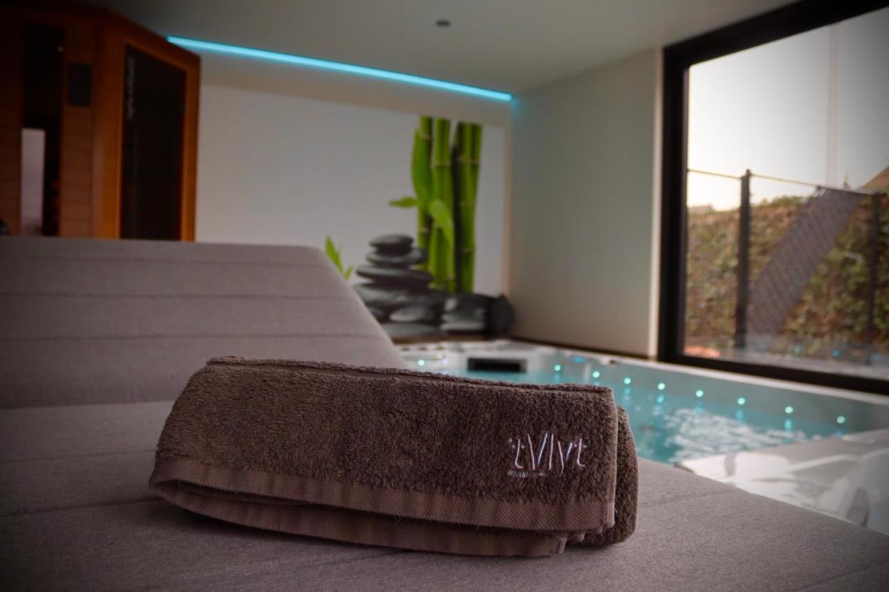 'T Vlyt Vakantiehuis-Wellness Bed & Breakfast Riemst Eksteriør bilde